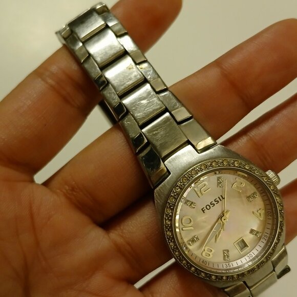 Glitzy Fossil AM-4175 MOP Dial Crystal Bezel All Stainless Women's Dress Watch - Picture 13 of 13